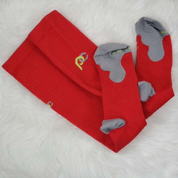 Woman Pro Compression Marathon Socks Small/Med - Picture 3 of 8